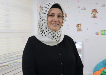 70 yıllık binayı yenileyip, özel eğitim yuvası yaptılar