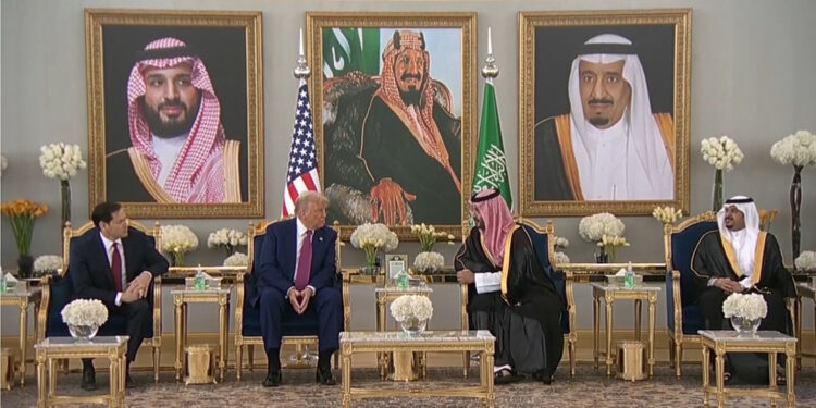 ABD Başkanı Trump Suudi Arabistan'da