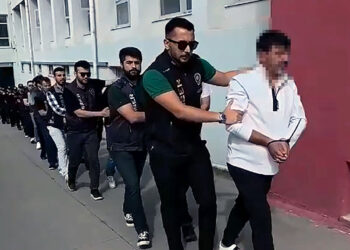 Adana'da yasa dışı bahis çetesi çökertildi; 15 tutuklama