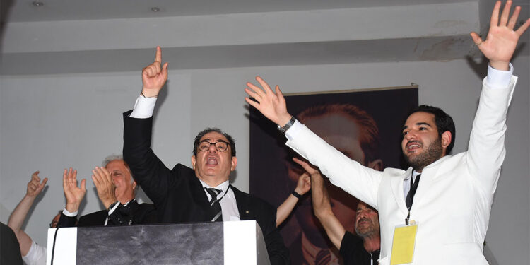 Altay'ın yeni başkanı Yüksel Gürüz oldu