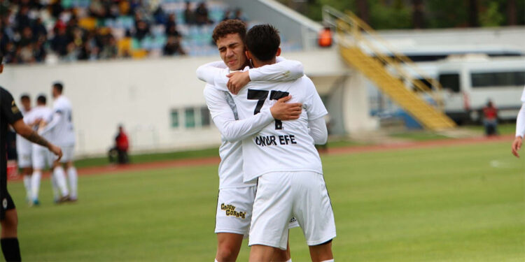 Altay Kırklarelispor'u dize getirip lige 3 puanla veda etmek istiyor