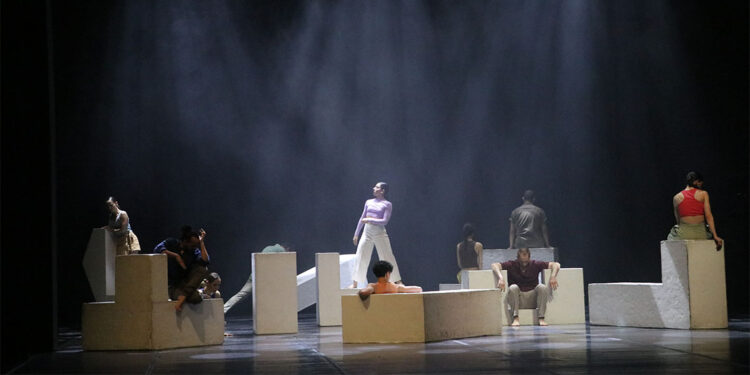 ADOB, 'Ambivalans' gecesiyle dünya prömiyerine çıkıyor