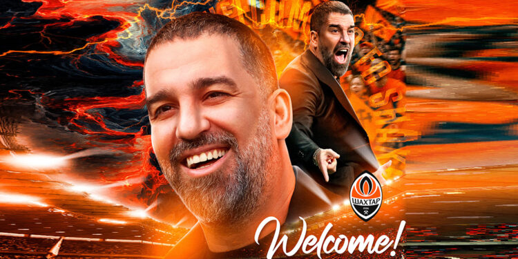 Shakhtar Donetsk Arda Turan ile anlaştı