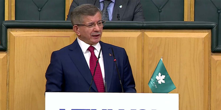 Kürt güçleri terör devrinin kapandığına şahitlik etmek istiyor