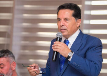 Ahmet Özer'in yargılandığı duruşma ertelendi