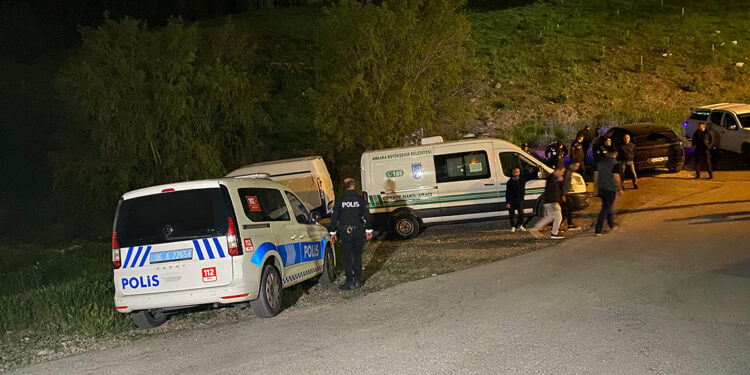 Ankara'da, dere yatağında bıçaklanmış halde ölü bulundu