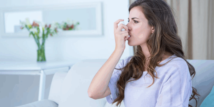 Astım kadınları daha çok etkiliyor