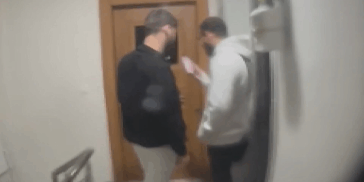 Avcılar'da 'bakanlık görevlisiyiz' diyerek bağış topladılar