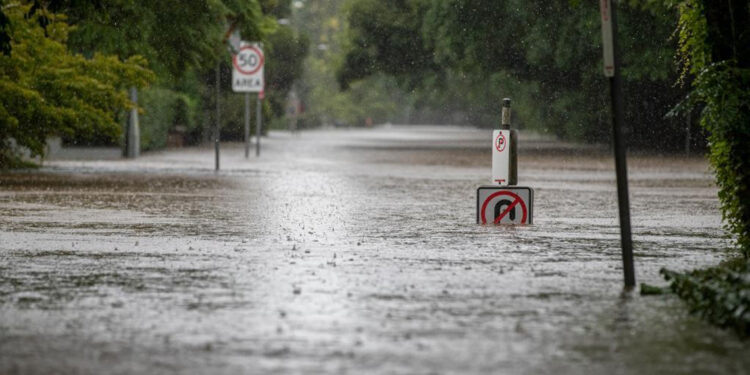 Avustralya'da sel: 3 ölü