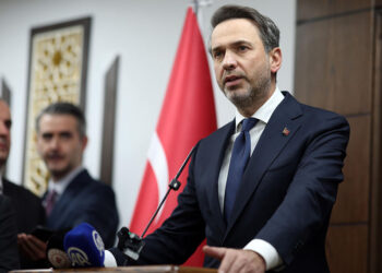 Alparslan Bayraktar Suriye Enerji Bakanı ile anlaşma imzaladı