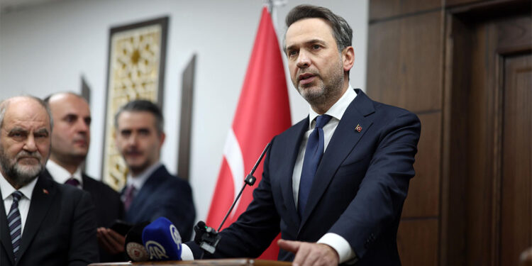 Alparslan Bayraktar Suriye Enerji Bakanı ile anlaşma imzaladı