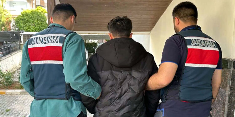 4 il merkezli düzenlenen dolandırıcılık operasyonunda 35 tutuklama