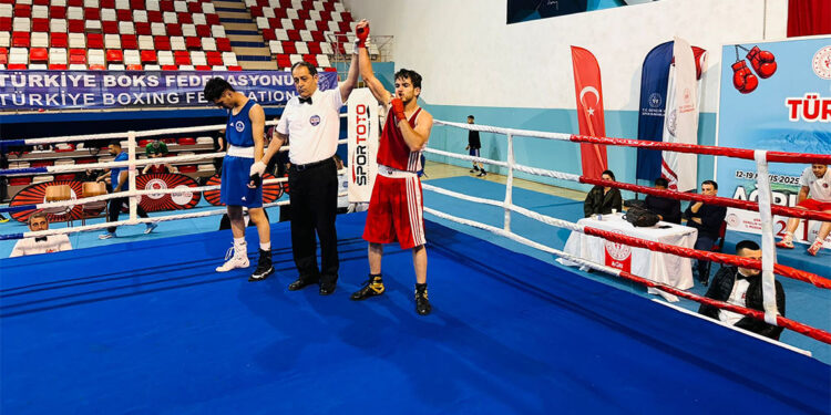 Batmanlı Boksör Muhammed Ali Ortaç milli takım kampına davet edildi