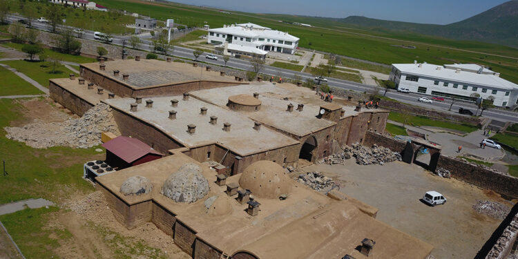 BEÜ tarafından restore edilen El Aman Hanı turizme kazandırılacak