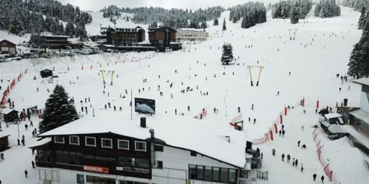 Uludağ'da kayak sezonunda açılmayabilir; 16 otelin ruhsatları iptal edildi