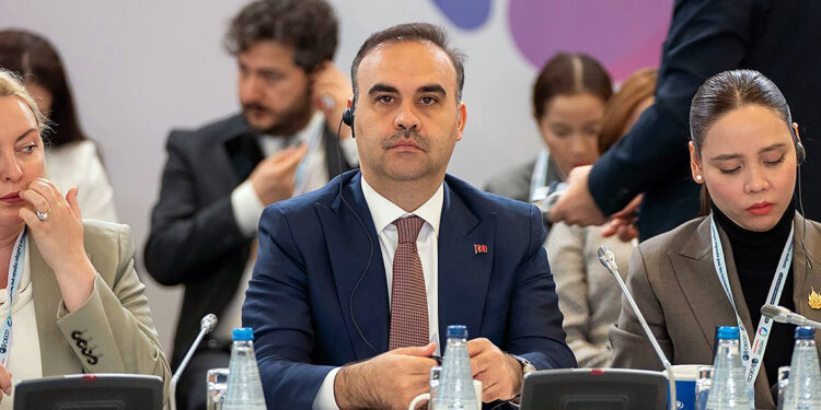 Bakan Kacır, OECD Bölgesel Kalkınma Politika Komitesi Toplantısı'na katıldı