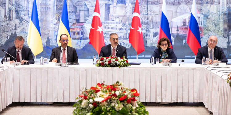 Barış yolunda ilerlemek için bu fırsatı değerlendirmek zorundayız