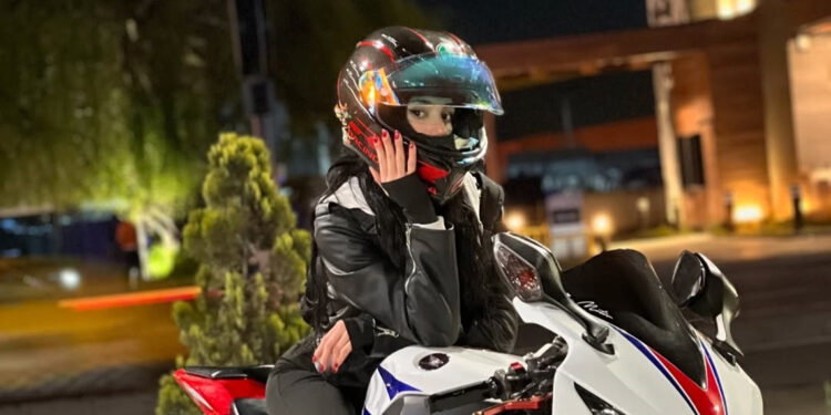 Beton mikseriyle çarpışan motosikletin sürücüsü öldü