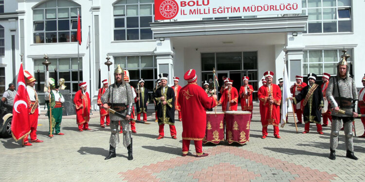 Bolu’da öğretmenlerden oluşan mehter takımı kuruldu