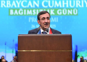 Azerbaycan ile ticaret hacmini 15 milyar dolara ulaştırma hedefimize ilerlemekteyiz