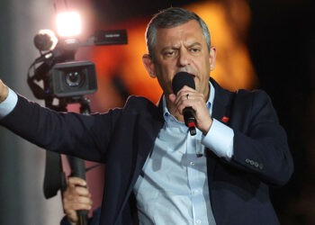Herkes aklını başına alsın kimse bizi korkutamaz