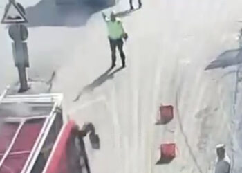 CHP'nin otobüs şoförüne ev hapsi
