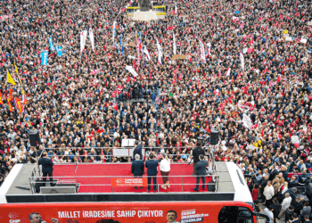 CHP'den Konya'da 'İmamoğlu'na Özgürlük' mitingi