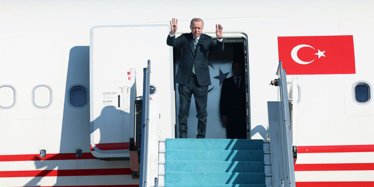 Erdoğan, '28 Mayıs Azerbaycan Cumhuriyeti Bağımsızlık Günü' için Azerbaycan'a gitti
