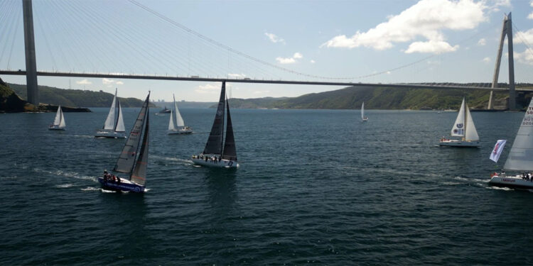 Cumhurbaşkanlığı 6'ncı Uluslararası Yat Yarışları'nın Samsun Etabı başladı