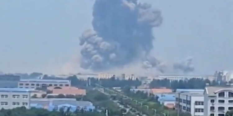 Çin'de kimya fabrikasında patlama meydana geldi