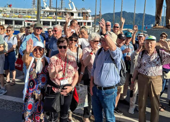 Datça'da Avusturyalı emekli turistler, esnafı hareketlendirdi