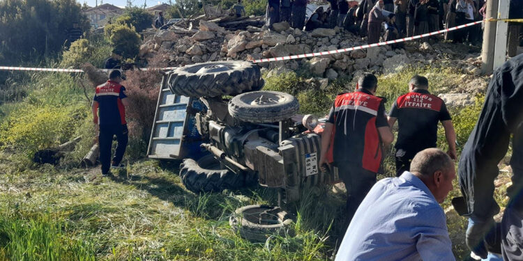 Devrilen traktördeki ortaokul öğrencisi Edanur öldü