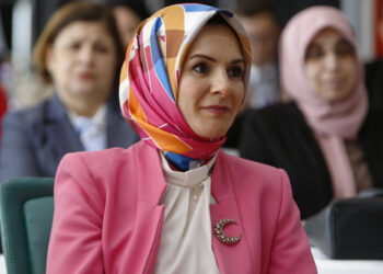 Dünyaya ailenin korunmasına yönelik güçlü bir mesaj vereceğiz