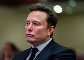 Elon Musk X'te yaşanan erişim sorunlarına ilişkin açıklama yaptı