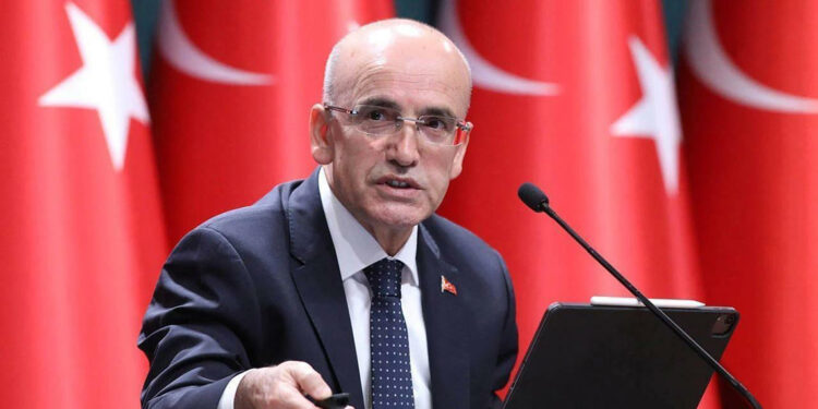 Ekonomimiz ılımlı büyümesini sürdürüyor