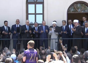 Erdoğan, Gümrükçü İshak Ağa Camisi’nin açılış törenine katıldı