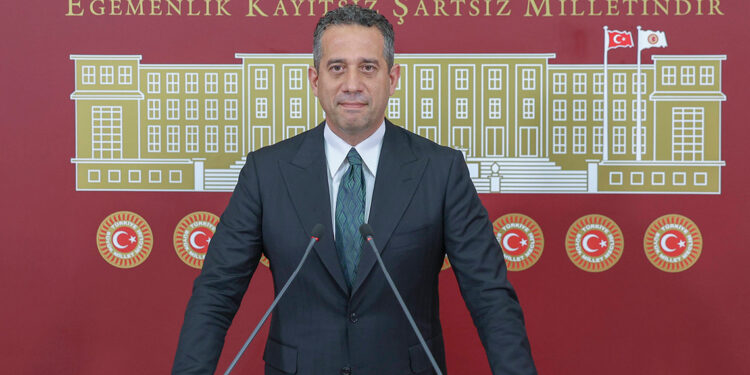 Erdoğan'ın zaten aday olma imkanı yok