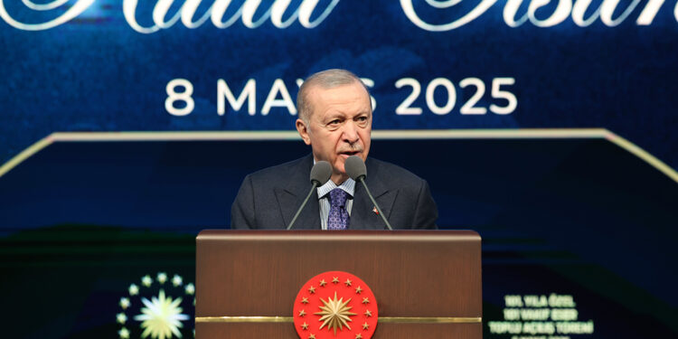 Evliliğin kolaylaştırılması, önündeki engellerin kaldırılması lazım