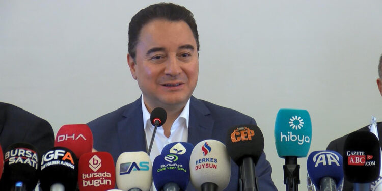 Fakir daha fakir, zengin daha zengin oldu