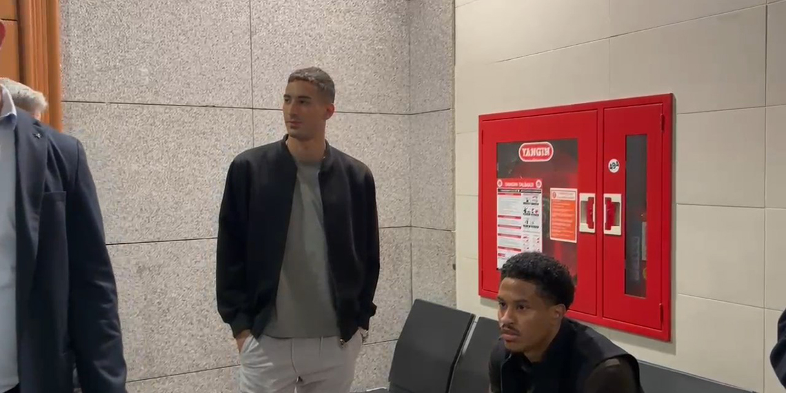 Fenerbahçeli futbolcular Oosterwolde ve Mert Müldür adliyeye geldi