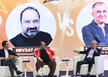 ‘Zirvedekiler’ Programı, iş dünyasının önde gelen isimlerini öğrencilerle buluşturdu