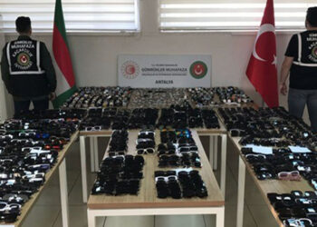 4 ayda 16,5 milyar TL'lik uyuşturucu ve kaçak eşya ele geçirdi