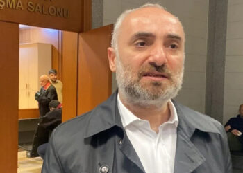 Gazeteci İsmail Saymaz, CHP kurultayı soruşturmasında ifade verdi