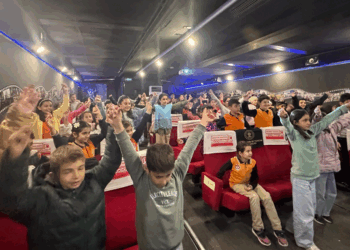 'Gezen Sinema' TIR'ı 895 bin seyirciye ulaştı