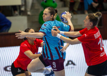 Hentbolda finalistler yarın kupa için mücadele edecek
