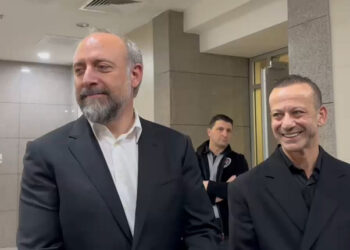 Halit Ergenç ve Rıza Kocaoğlu adliyeye geldi