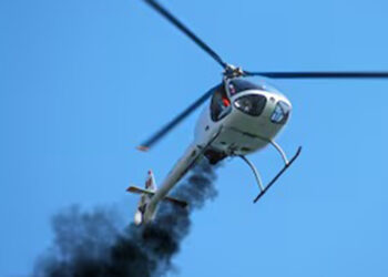 Hindistan'da helikopter düştü: 5 ölü