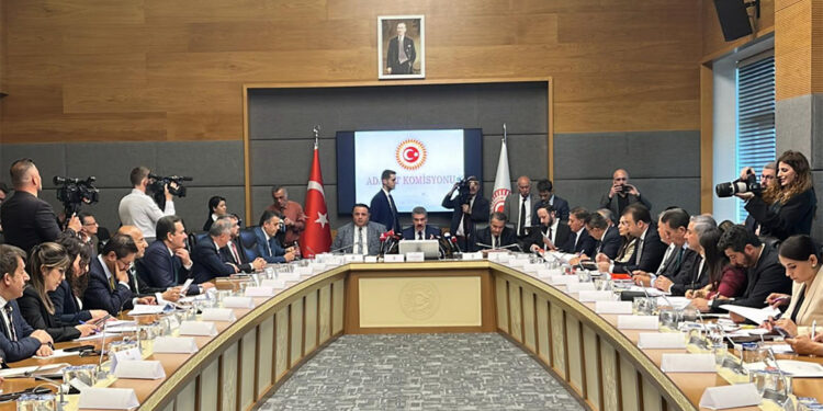 Etkin ve adil bir ceza sistemi toplumun hukuka olan inancını pekiştirir