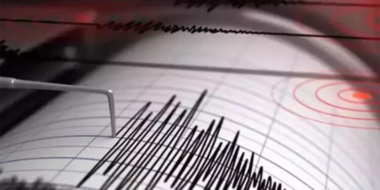 İran'da 5 büyüklüğünde deprem