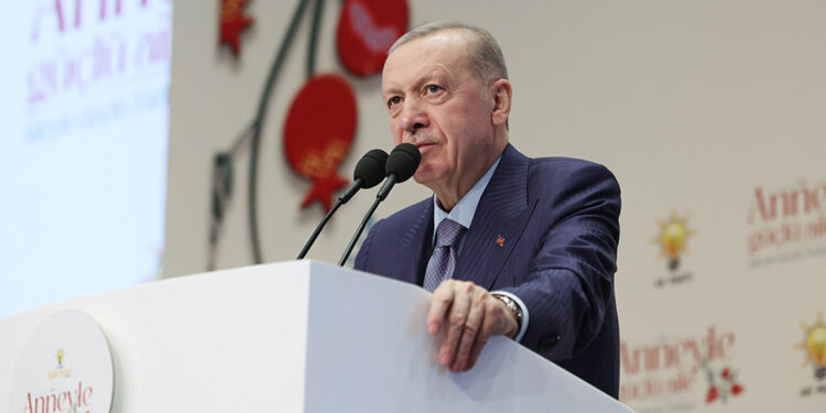 Terörsüz Türkiye hedefine giden yolda sağlam adımlarla ilerliyoruz